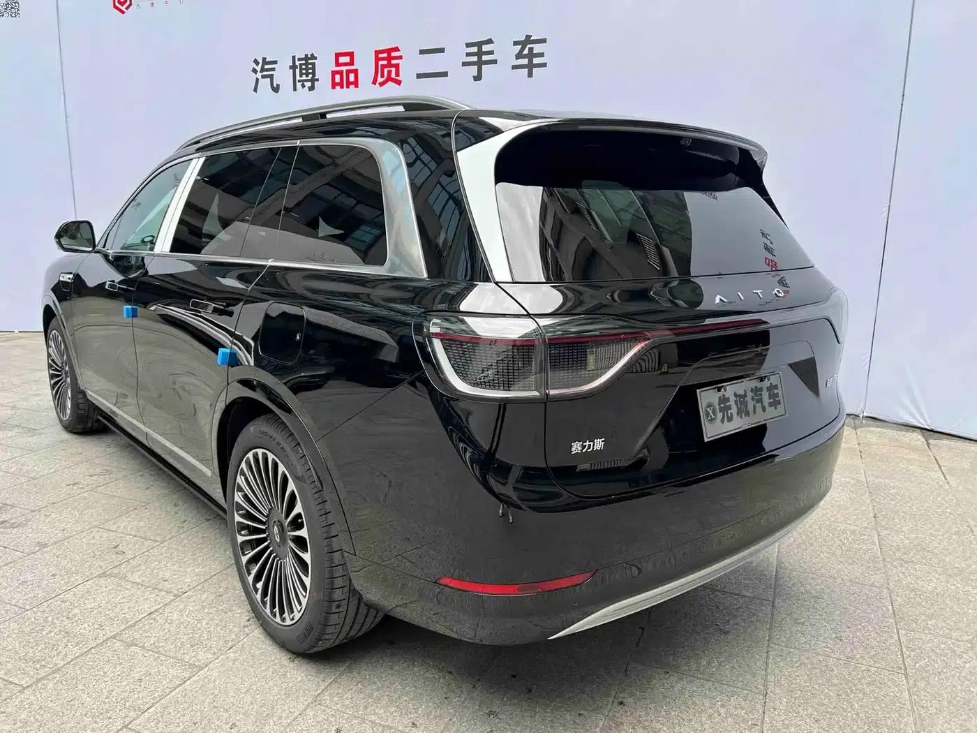 Wenjie M9 2024 Range Extended Max Edition 42kWh 6-Seater — миниатюра 4