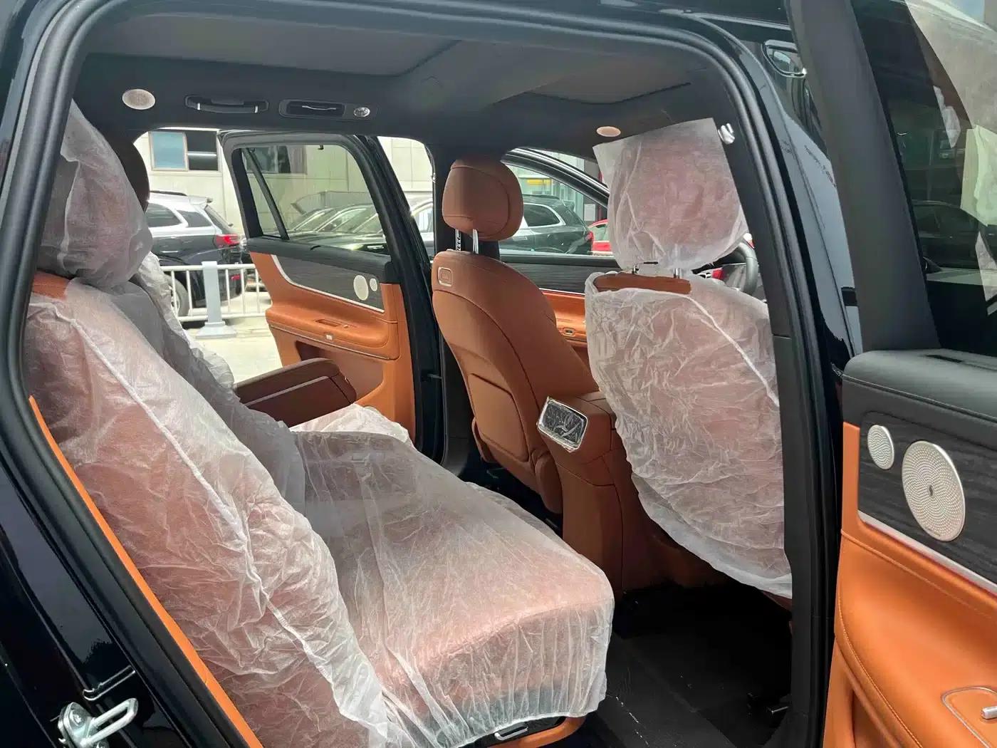 Wenjie M9 2024 Range Extended Max Edition 42kWh 6-Seater — миниатюра 10