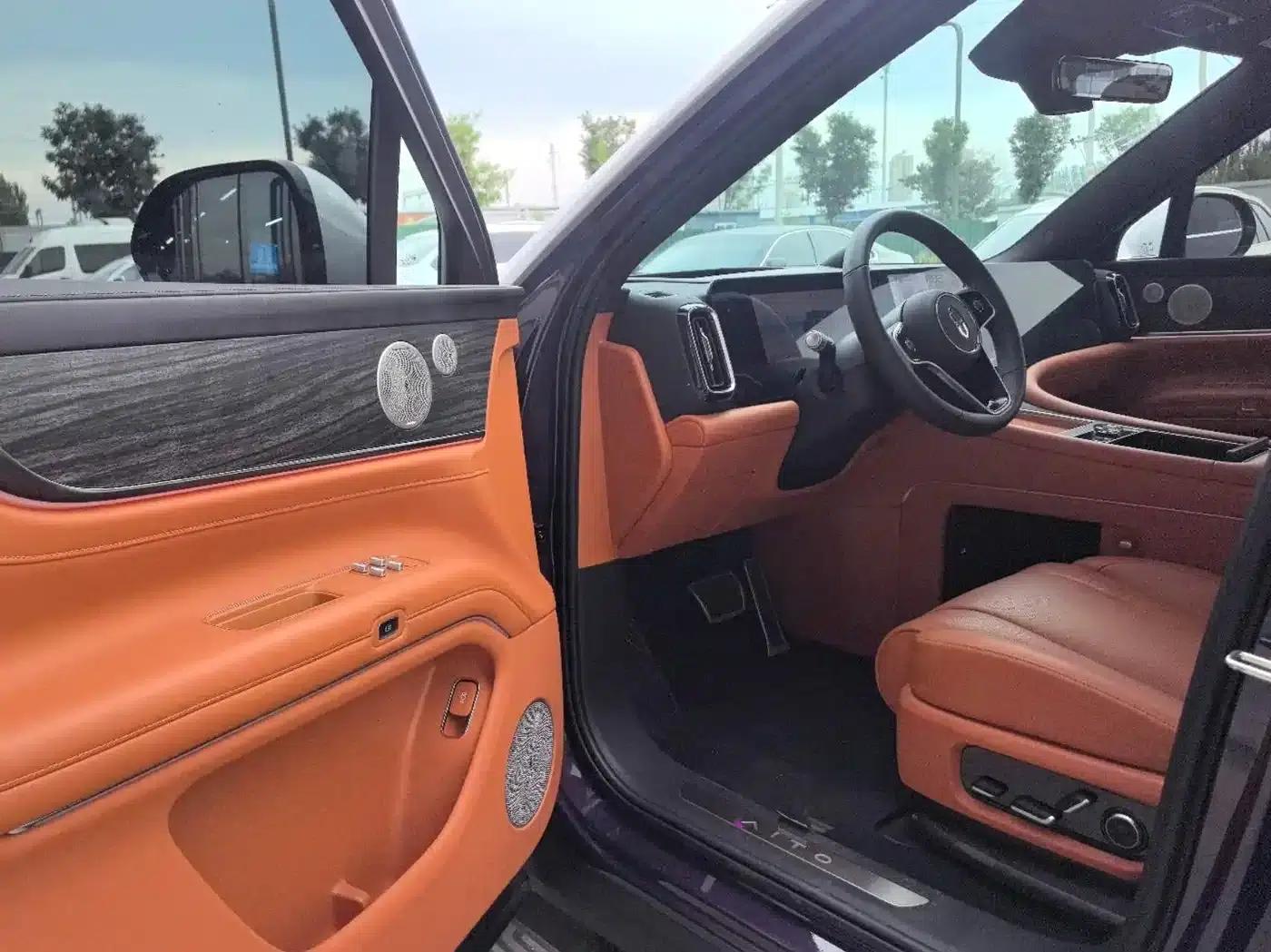 Wenjie M9 2025 Ultra Extended Range Edition (52kWh, 6-seater, 192-line LiDAR) — миниатюра 7