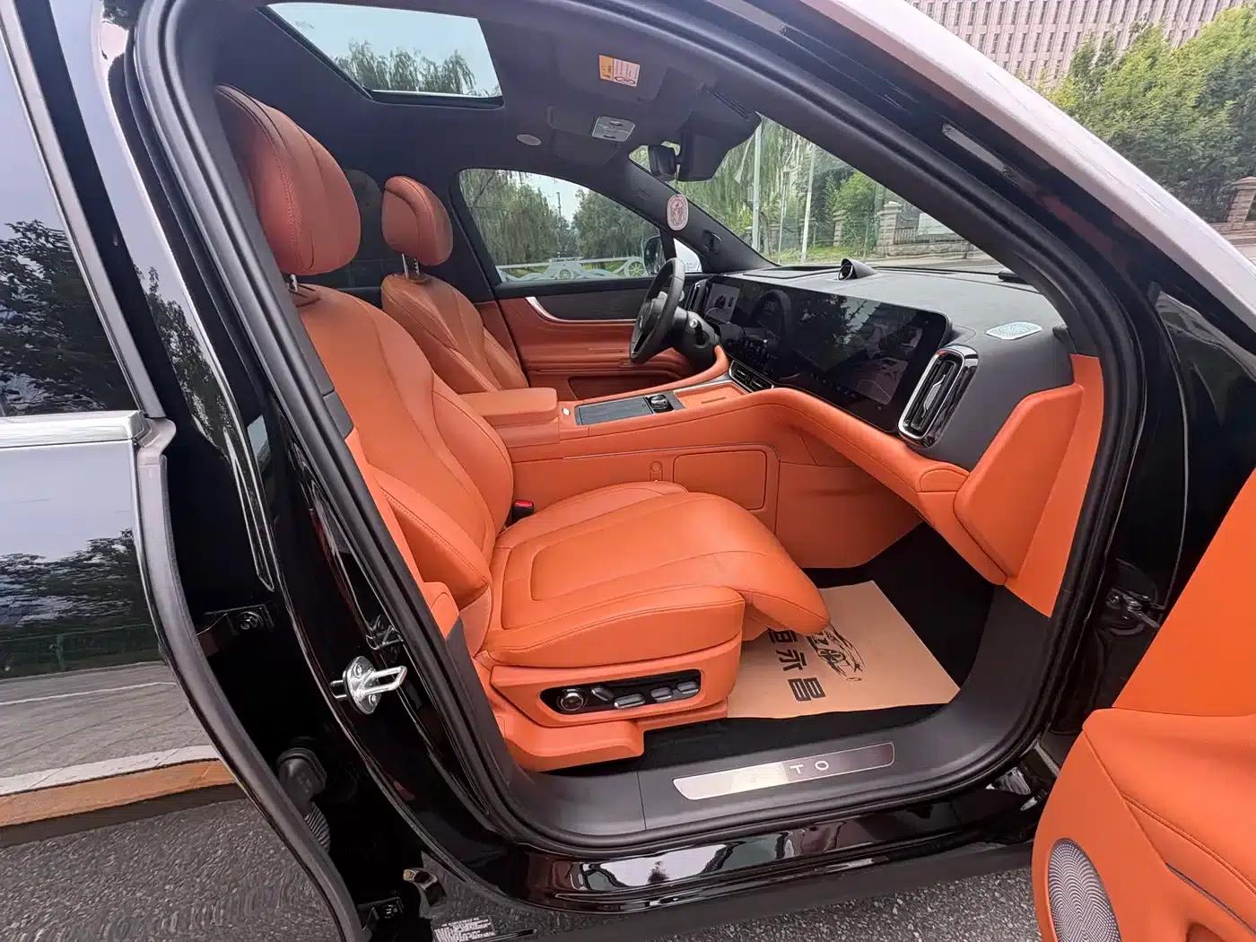 Wenjie M9 2024 Range Extended Max Edition 52kWh 6-Seater — миниатюра 19