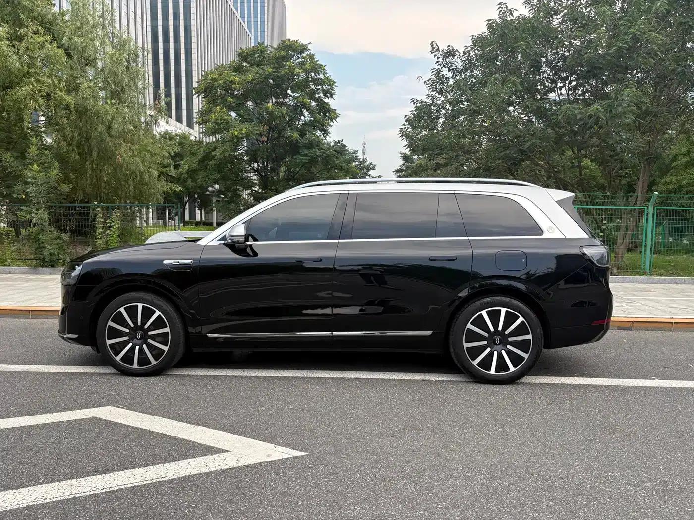 Wenjie M9 2024 Range Extended Max Edition 52kWh 6-Seater — миниатюра 4