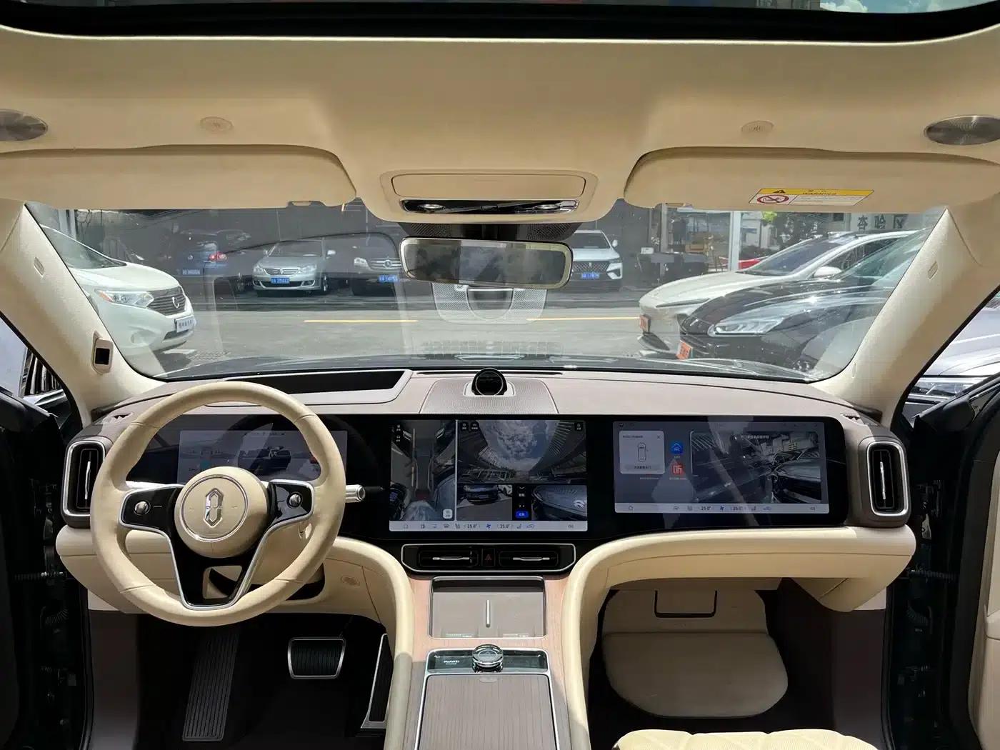 Wenjie M9 2025 Ultra Extended Range Edition 52kWh 6-Seat Version (192-line LiDAR) — миниатюра 19