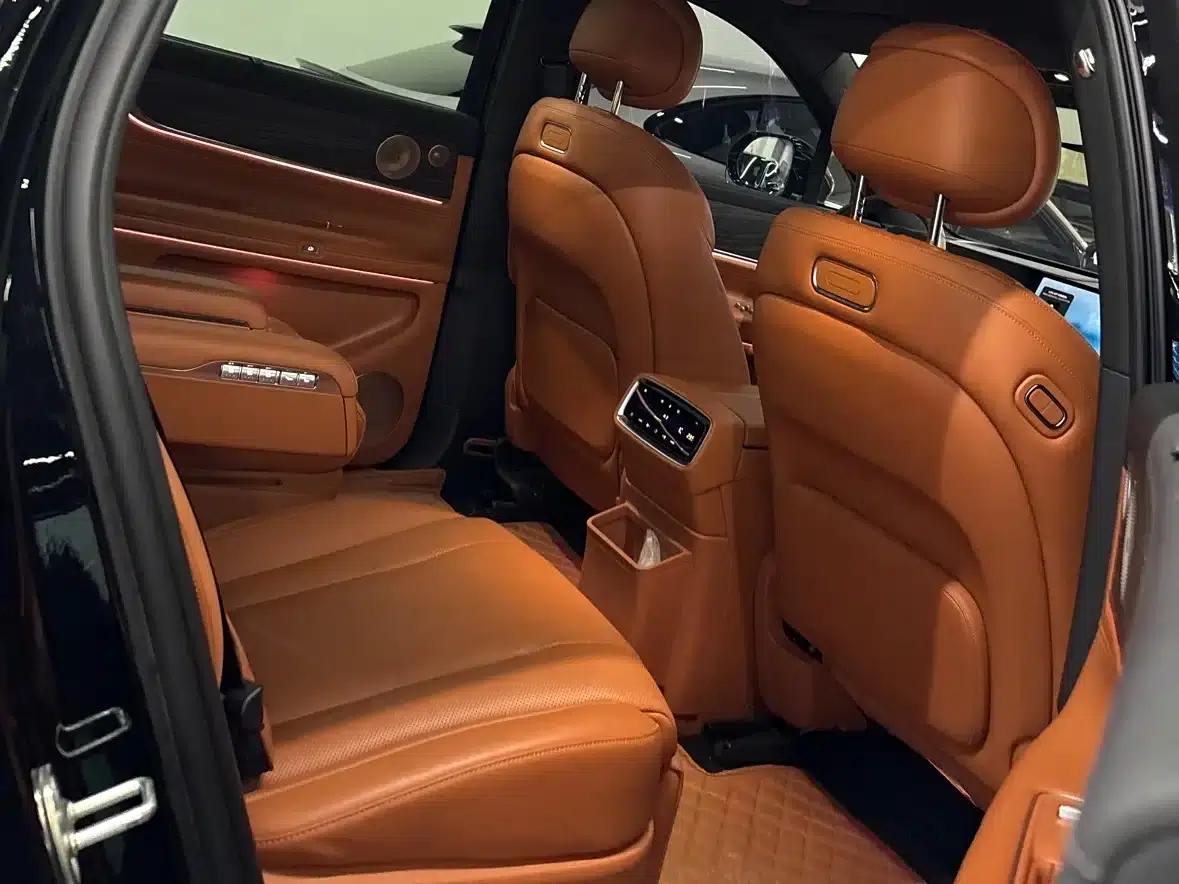 Wenjie M9 2024 Range Extended Ultra Edition 52kWh 6-Seater — миниатюра 12
