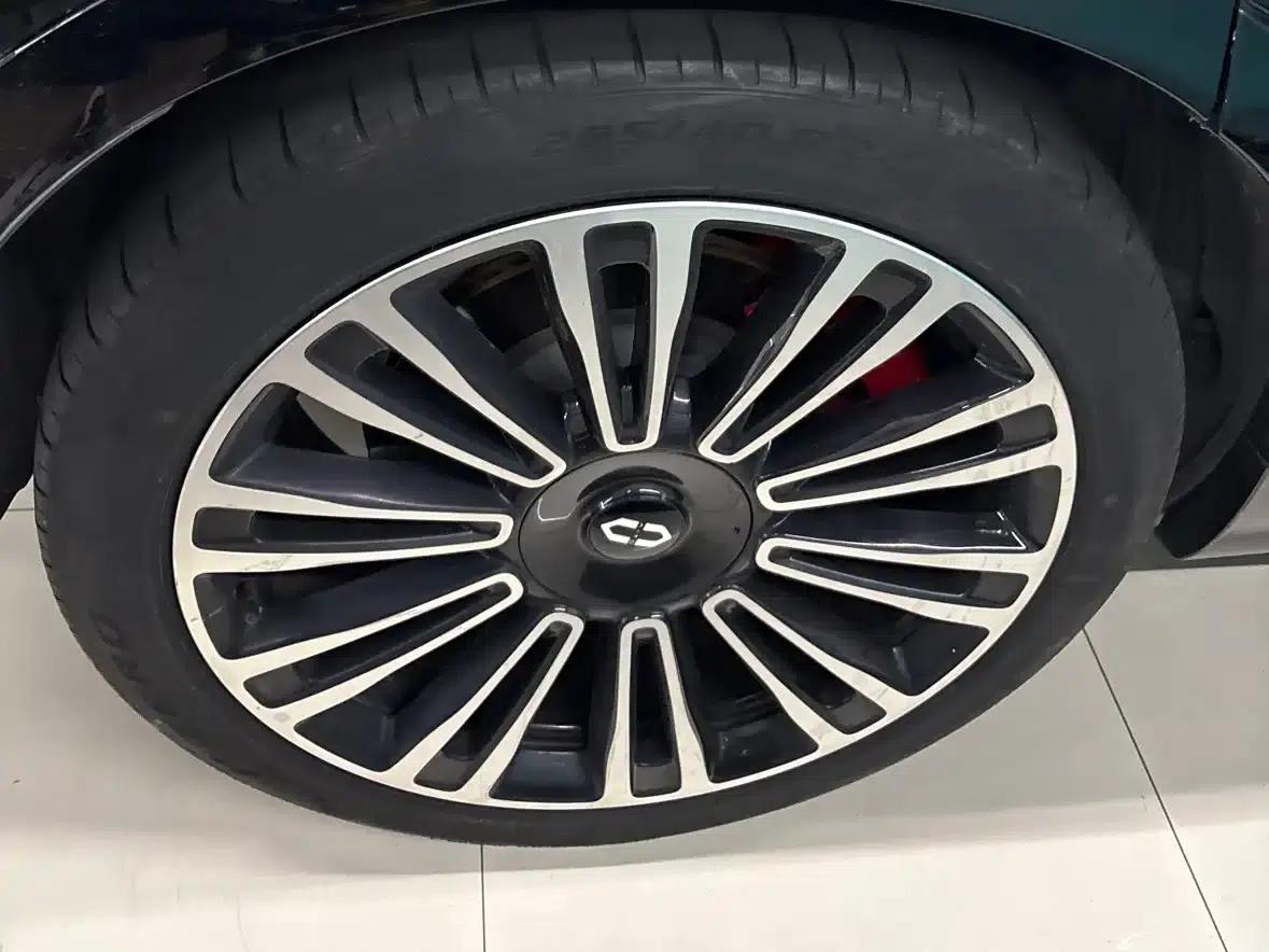 Wenjie M9 2024 Range Extended Ultra Edition 52kWh 6-Seater — миниатюра 15