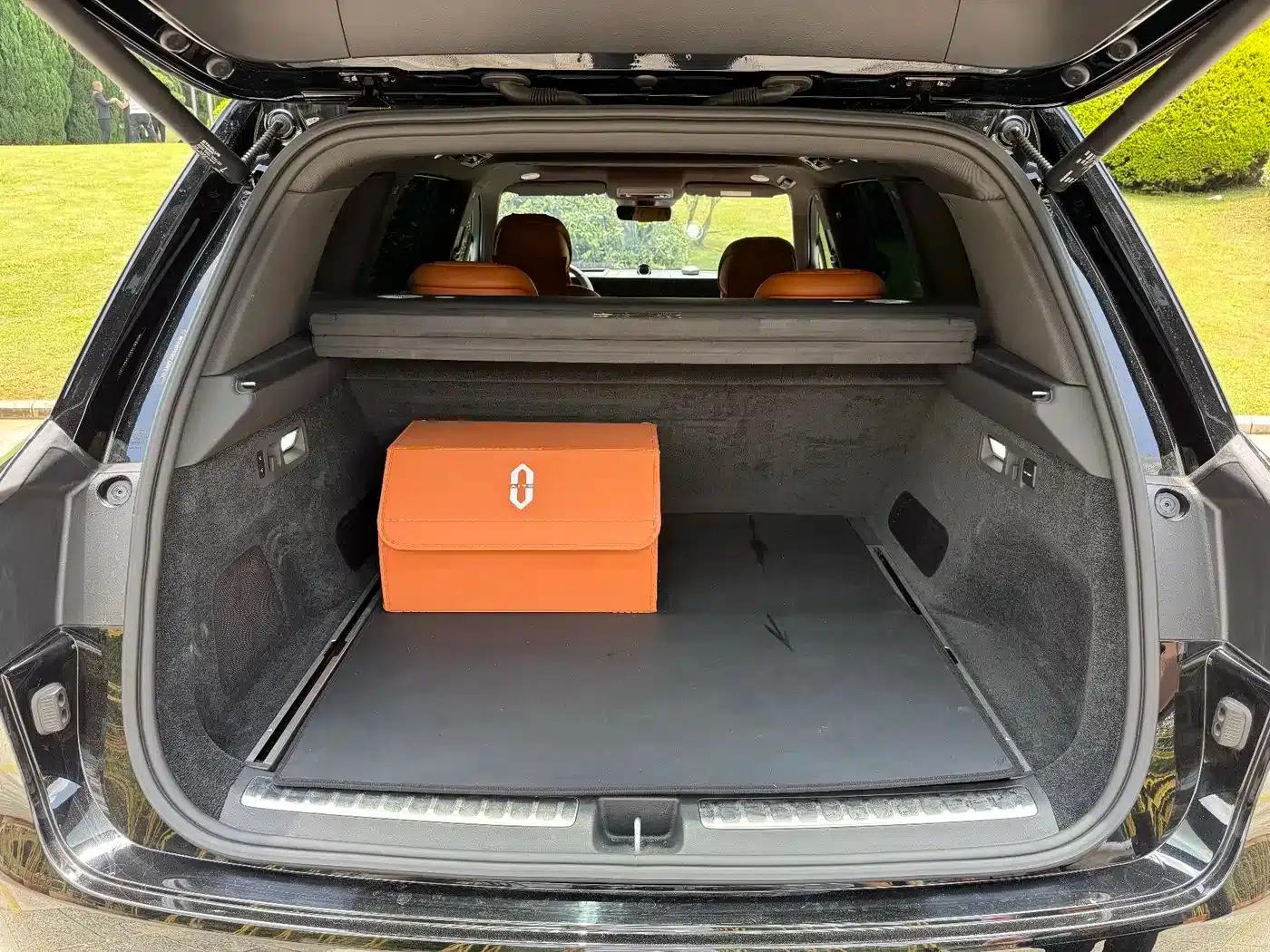Wenjie M9 2025 Ultra Extended Range Edition (52kWh, 5-seater, 192-line LiDAR) — миниатюра 12