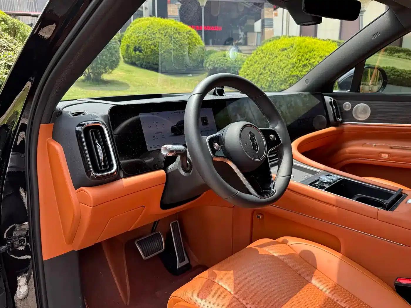 Wenjie M9 2025 Ultra Extended Range Edition (52kWh, 5-seater, 192-line LiDAR) — миниатюра 15