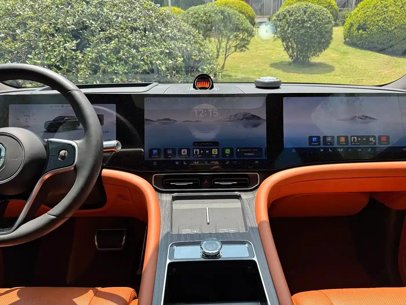 Wenjie M9 2025 Ultra Extended Range Edition (52kWh, 5-seater, 192-line LiDAR) — миниатюра 28