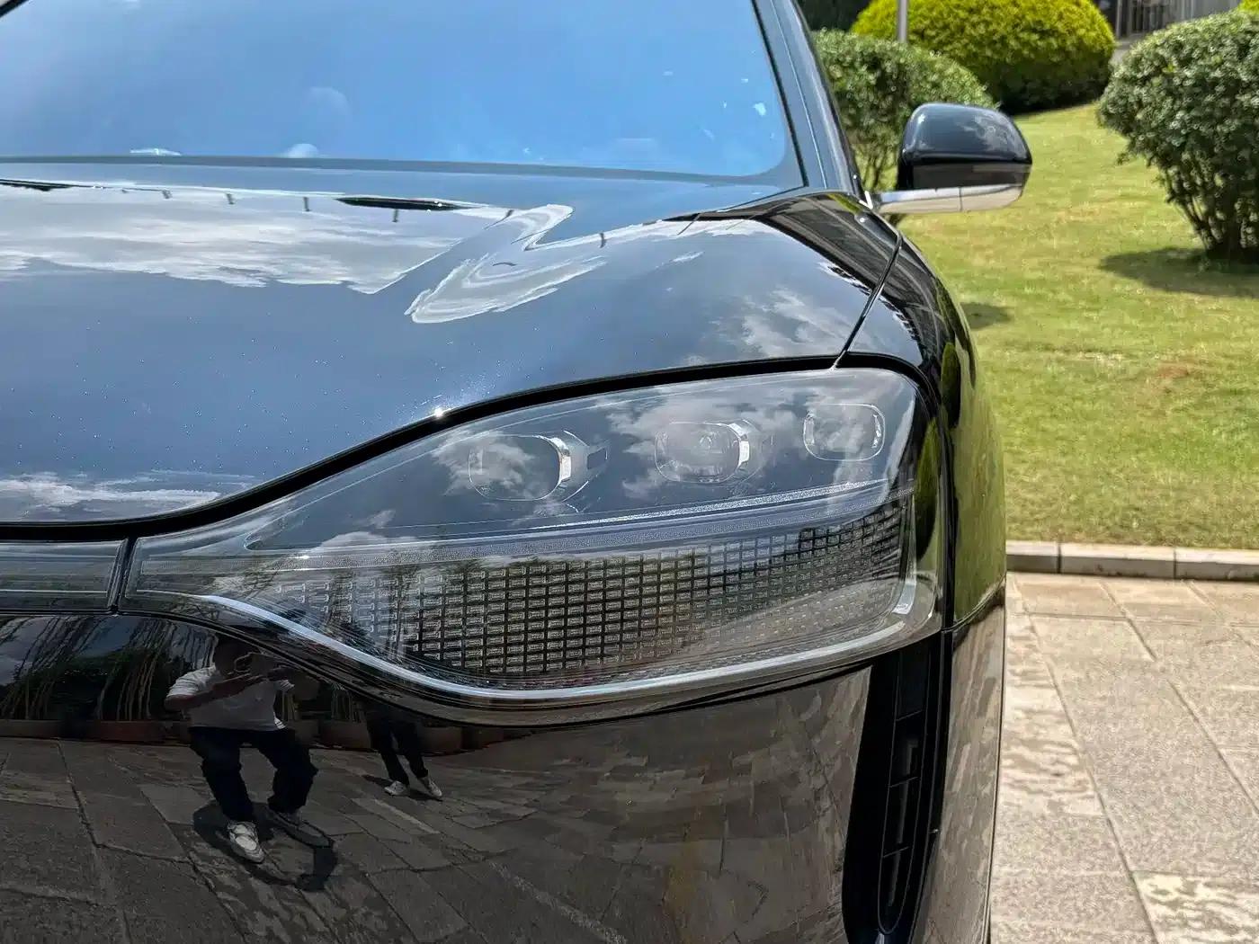 Wenjie M9 2025 Ultra Extended Range Edition (52kWh, 5-seater, 192-line LiDAR) — миниатюра 4