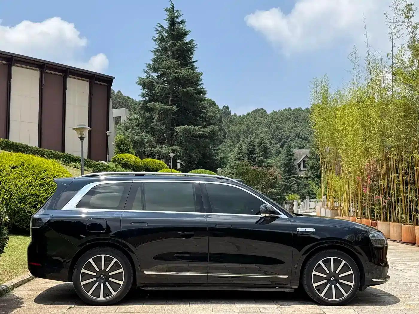 Wenjie M9 2025 Ultra Extended Range Edition (52kWh, 5-seater, 192-line LiDAR) — миниатюра 6