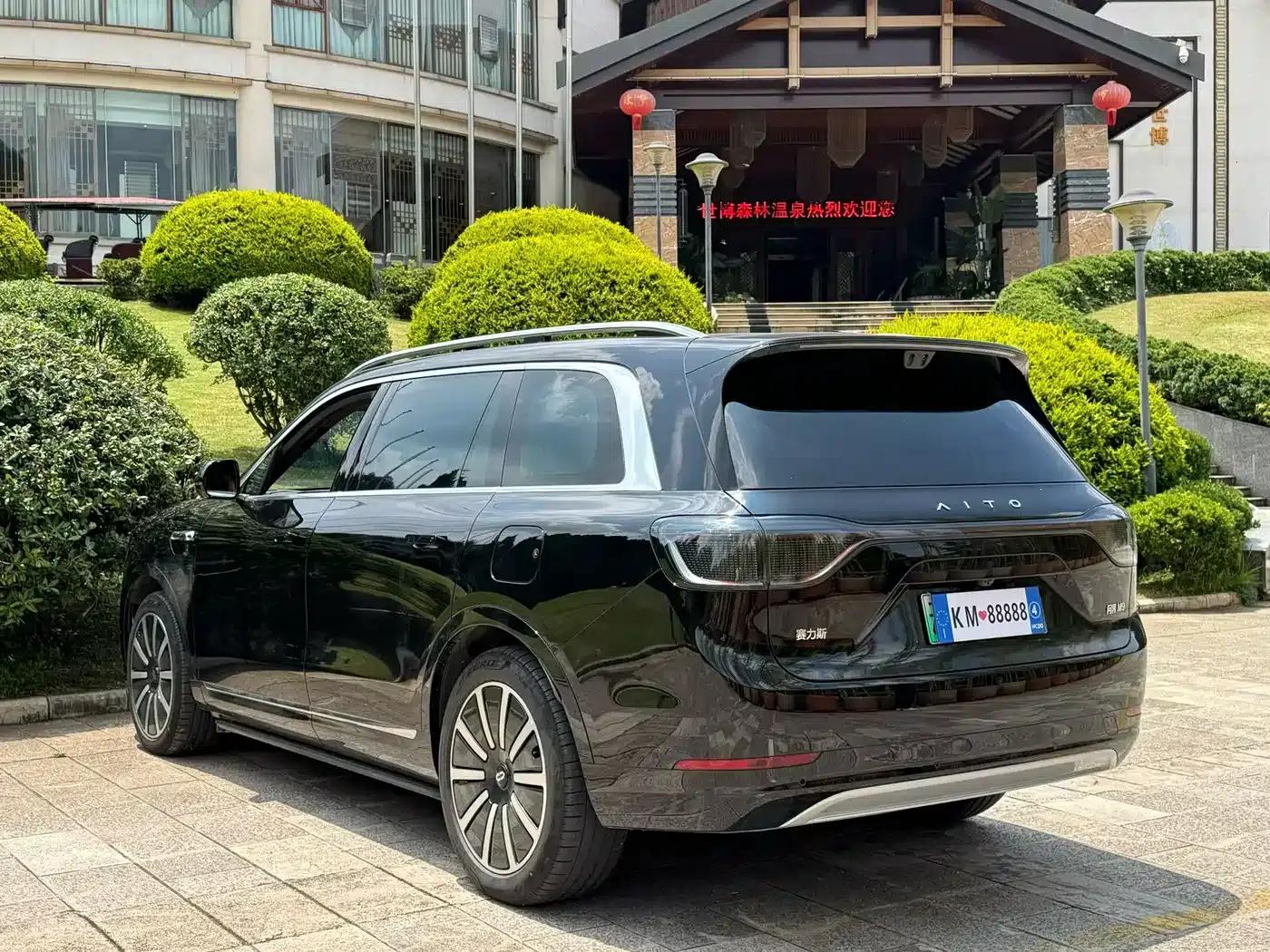 Wenjie M9 2025 Ultra Extended Range Edition (52kWh, 5-seater, 192-line LiDAR) — миниатюра 8