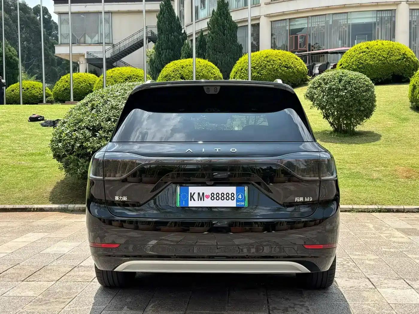 Wenjie M9 2025 Ultra Extended Range Edition (52kWh, 5-seater, 192-line LiDAR) — миниатюра 9
