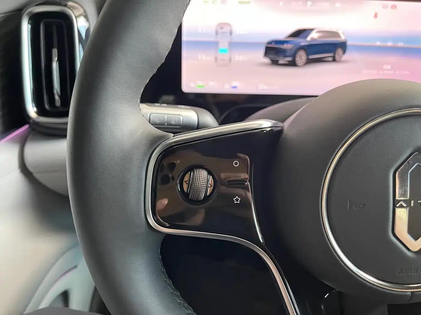 Wenjie M9 2024 Range Extended Ultra Edition 52kWh 5-Seater — миниатюра 15