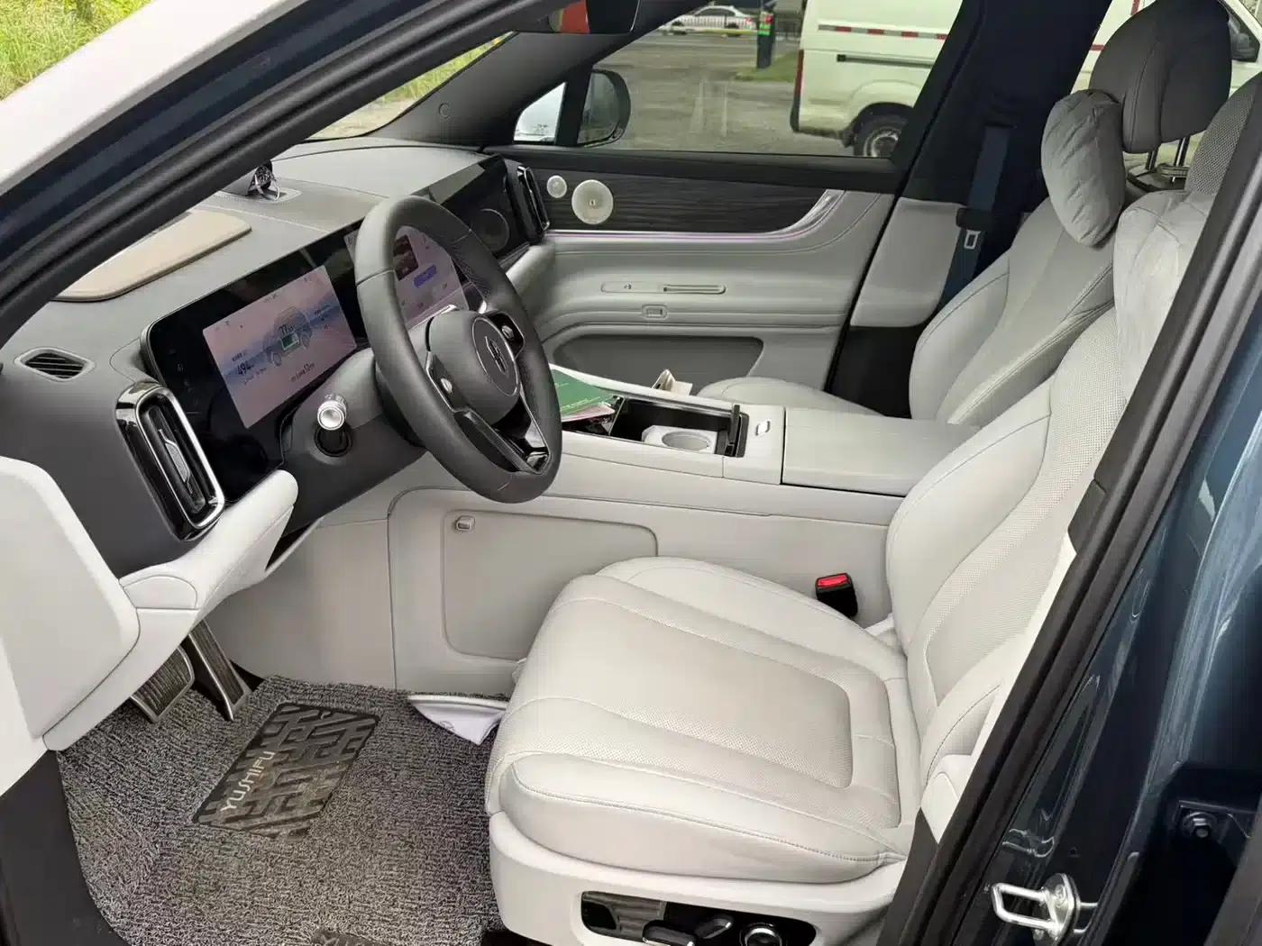 Wenjie M9 2024 Range Extended Ultra Edition 52kWh 5-Seater — миниатюра 31