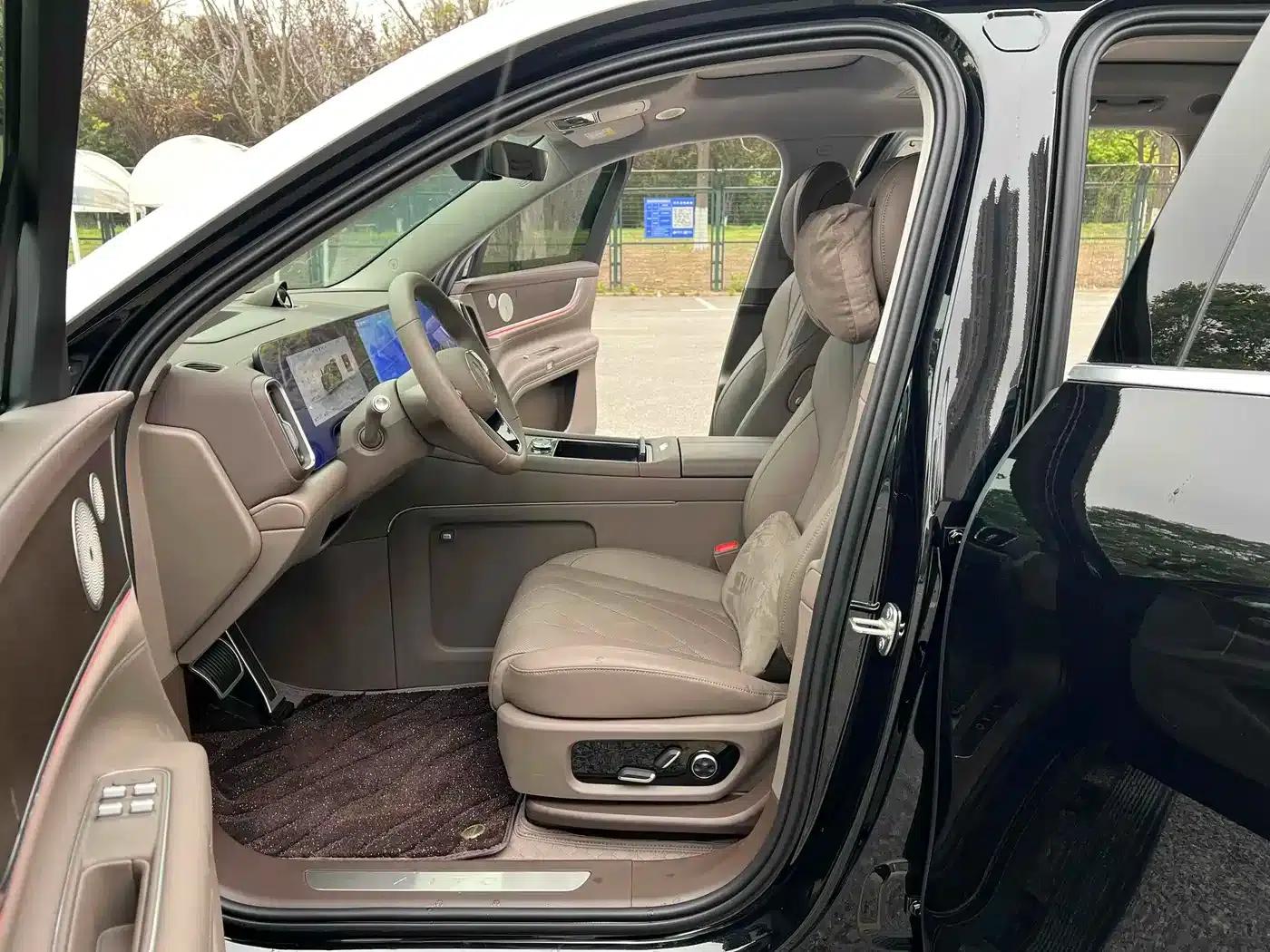 Wenjie M9 2024 Range Extended Ultra Edition 42kWh 6-Seater — миниатюра 4