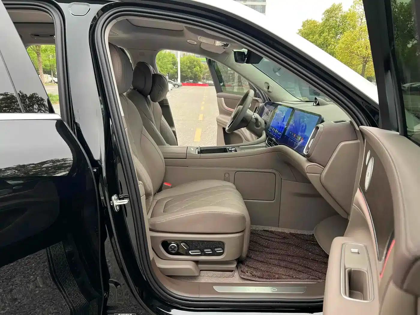 Wenjie M9 2024 Range Extended Ultra Edition 42kWh 6-Seater — миниатюра 5