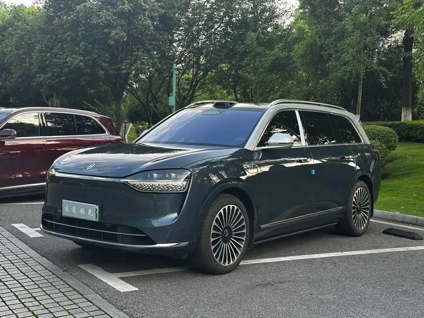 Wenjie M9 2024 Range Extended Ultra Edition 52kWh 5-Seater — миниатюра 1