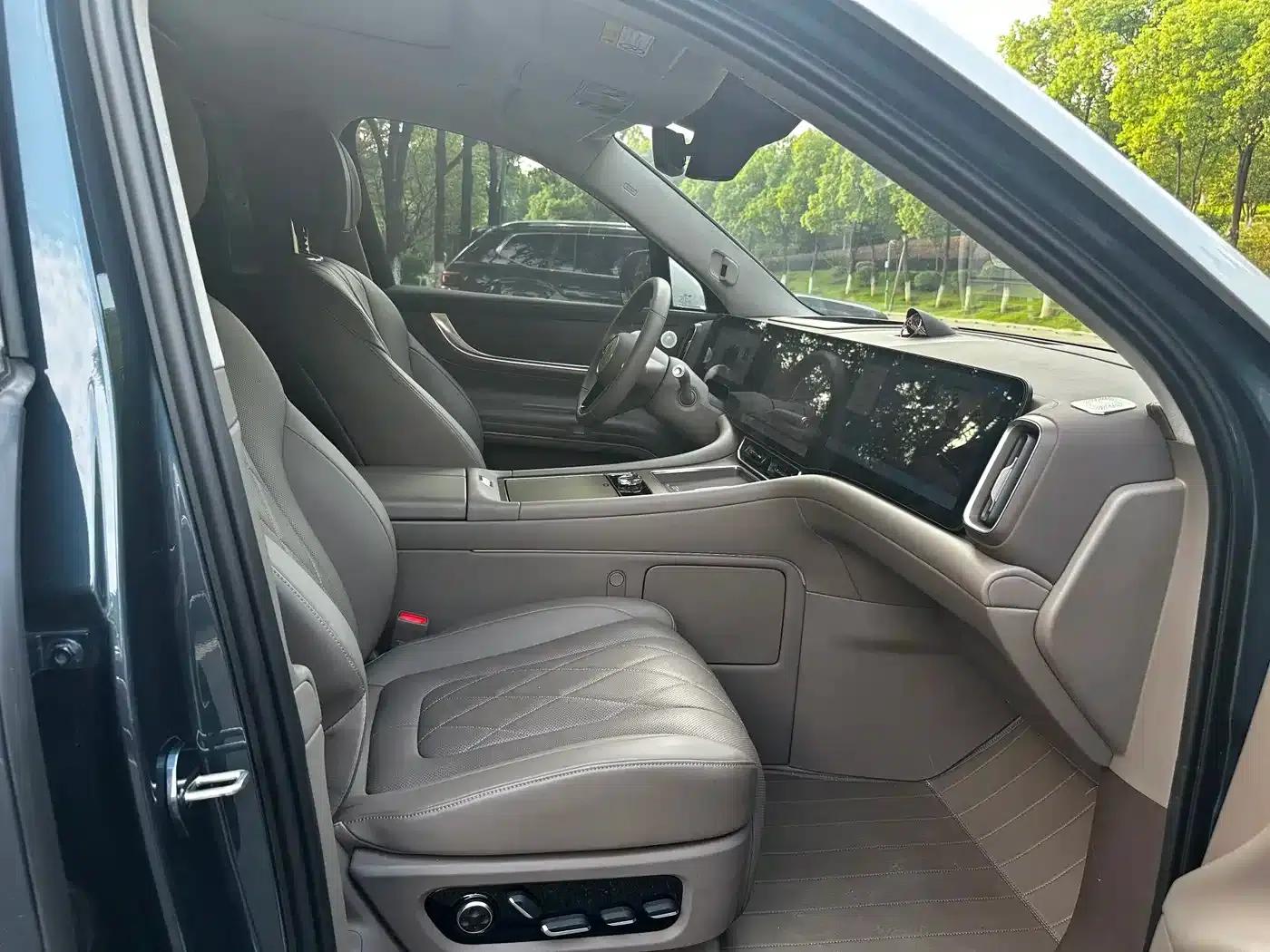 Wenjie M9 2024 Range Extended Ultra Edition 52kWh 5-Seater — миниатюра 11