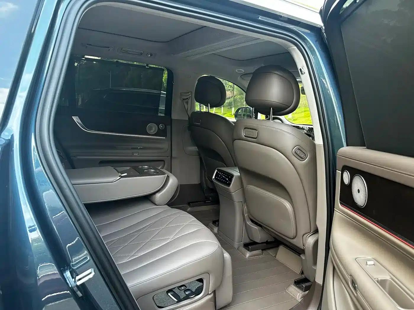 Wenjie M9 2024 Range Extended Ultra Edition 52kWh 5-Seater — миниатюра 10