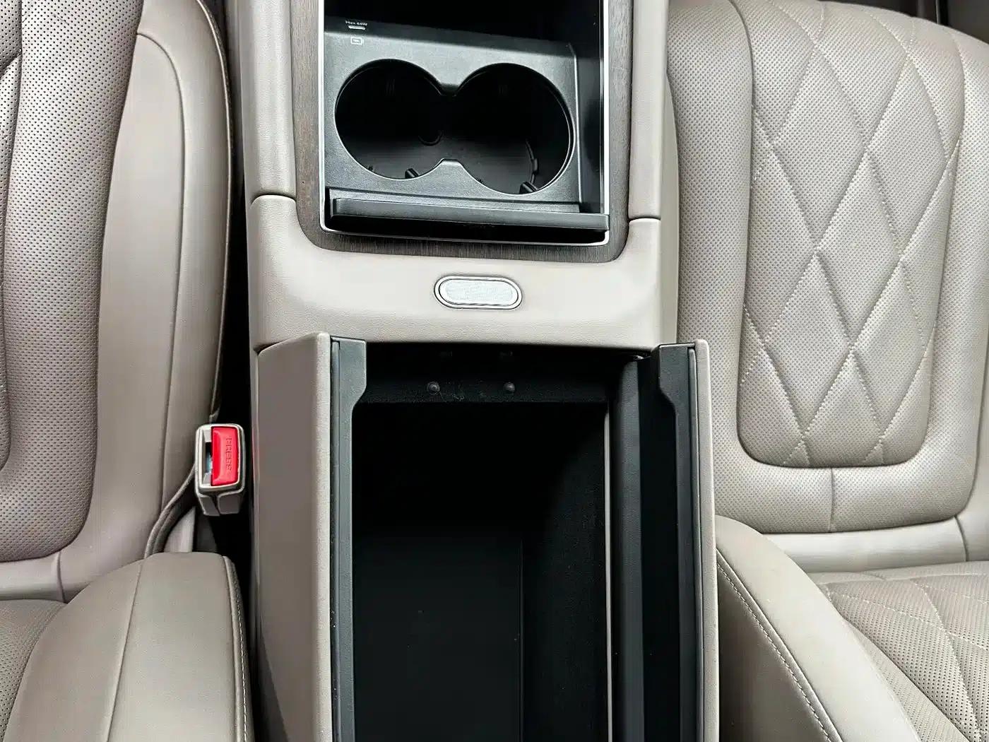 Wenjie M9 2024 Range Extended Ultra Edition 52kWh 5-Seater — миниатюра 9