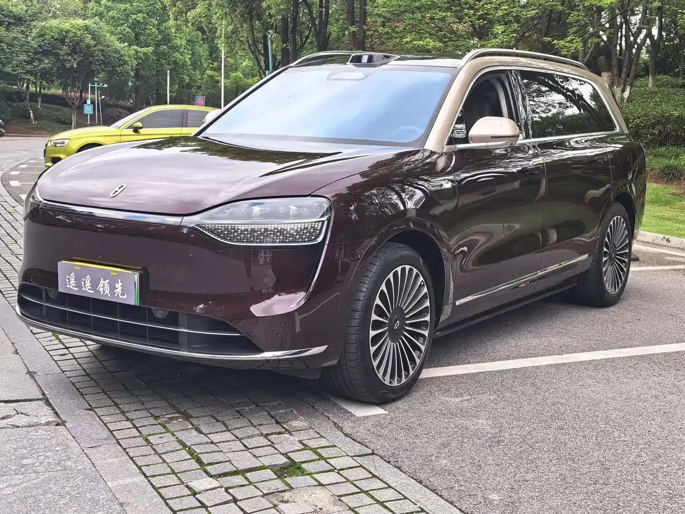 Wenjie M9 2025 Ultra Extended Range Edition (52kWh, 5-seater, 192-line LiDAR) — миниатюра 1