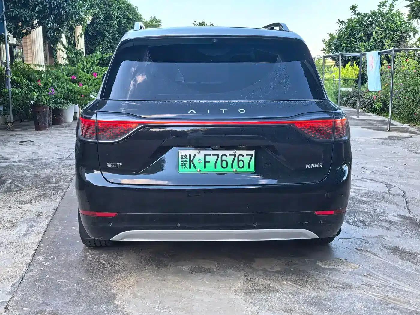 Wenjie M9 2024 Range Extended Ultra Edition 42kWh 6-Seater — миниатюра 2