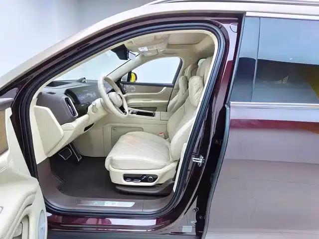 Wenjie M9 2025 Ultra Extended Range Edition 52kWh 6-Seat Version (192-line LiDAR) — миниатюра 7