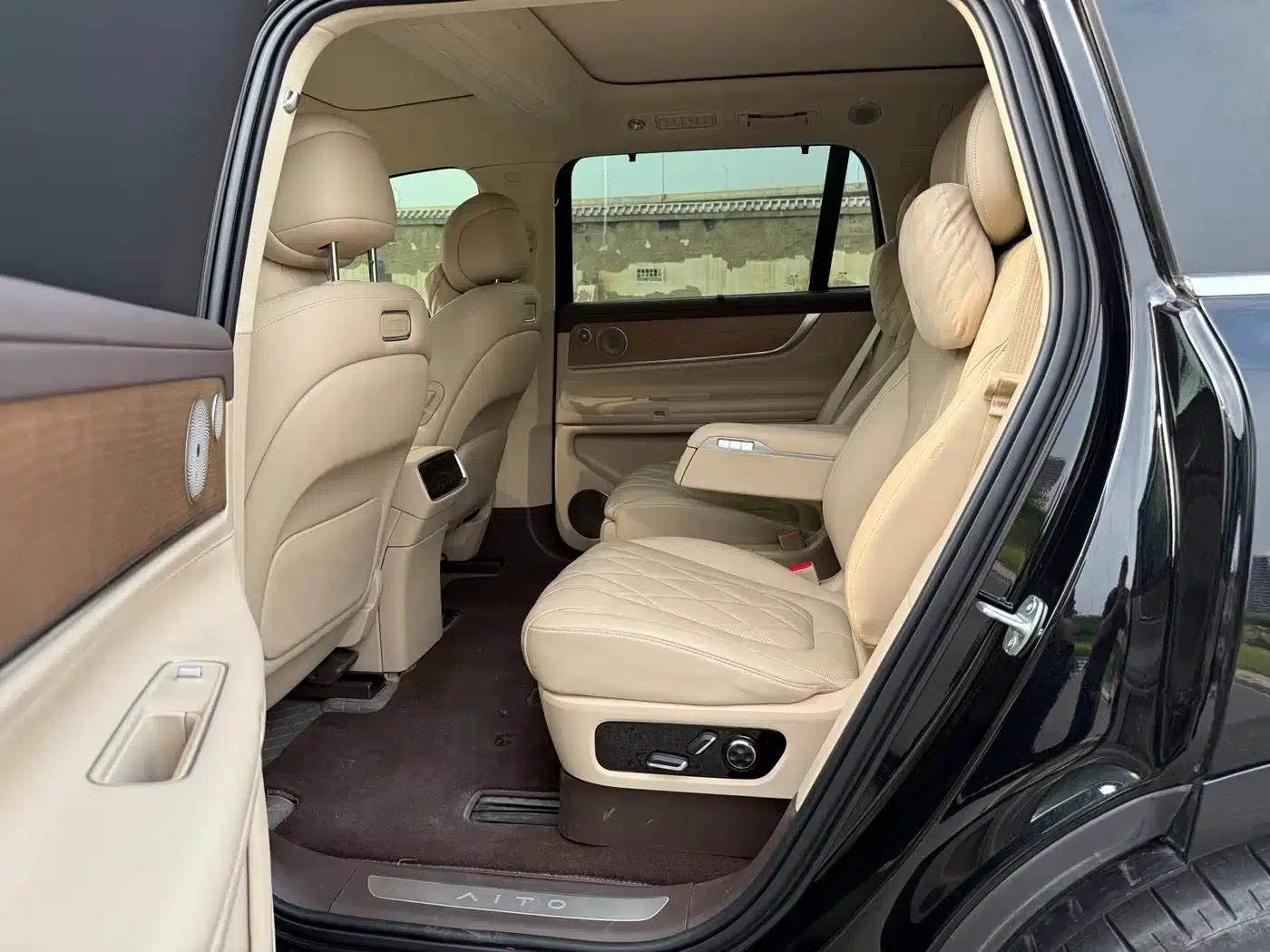Wenjie M9 2024 Range Extended Ultra Edition 52kWh 6-Seater — миниатюра 5