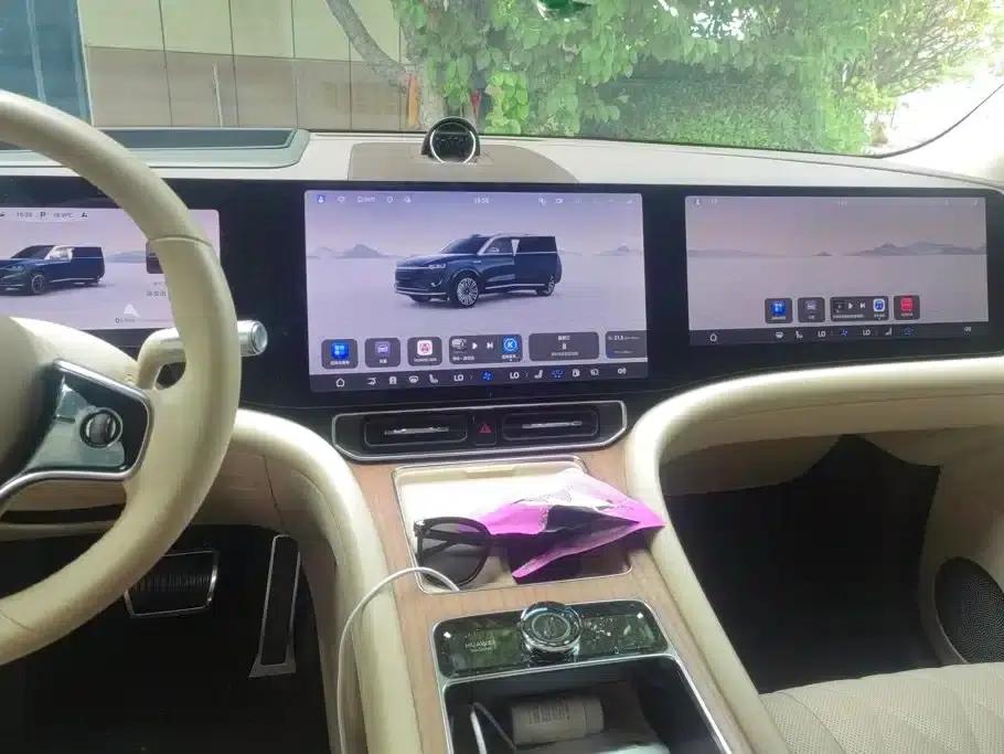 Wenjie M9 2024 Range Extended Ultra Edition 42kWh 6-Seater — миниатюра 13