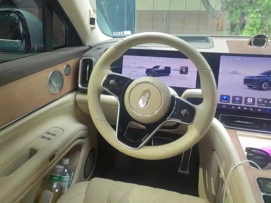 Wenjie M9 2024 Range Extended Ultra Edition 42kWh 6-Seater — миниатюра 15