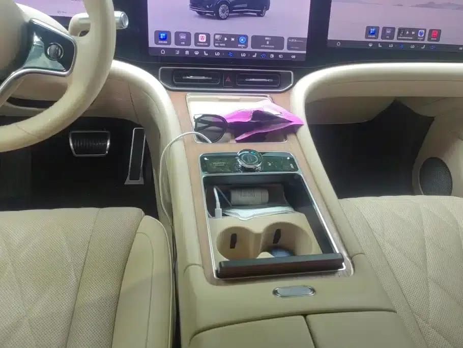 Wenjie M9 2024 Range Extended Ultra Edition 42kWh 6-Seater — миниатюра 16