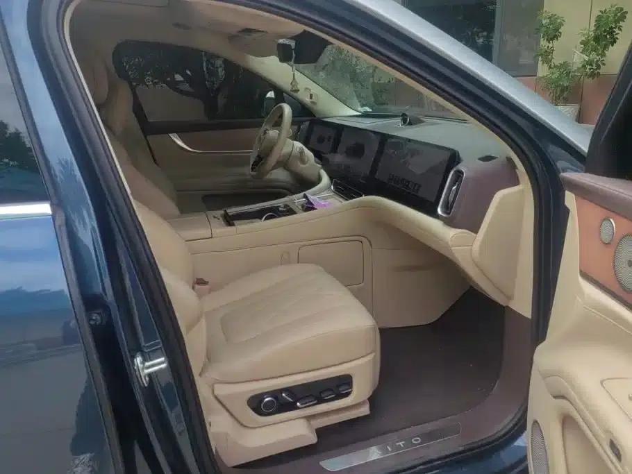 Wenjie M9 2024 Range Extended Ultra Edition 42kWh 6-Seater — миниатюра 8
