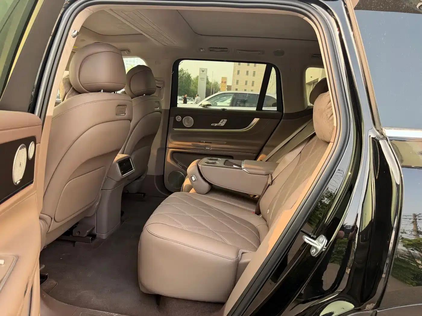 Wenjie M9 2025 Extended Range Ultra Edition 52kWh 5-Seat Version (192-line LiDAR) — миниатюра 7
