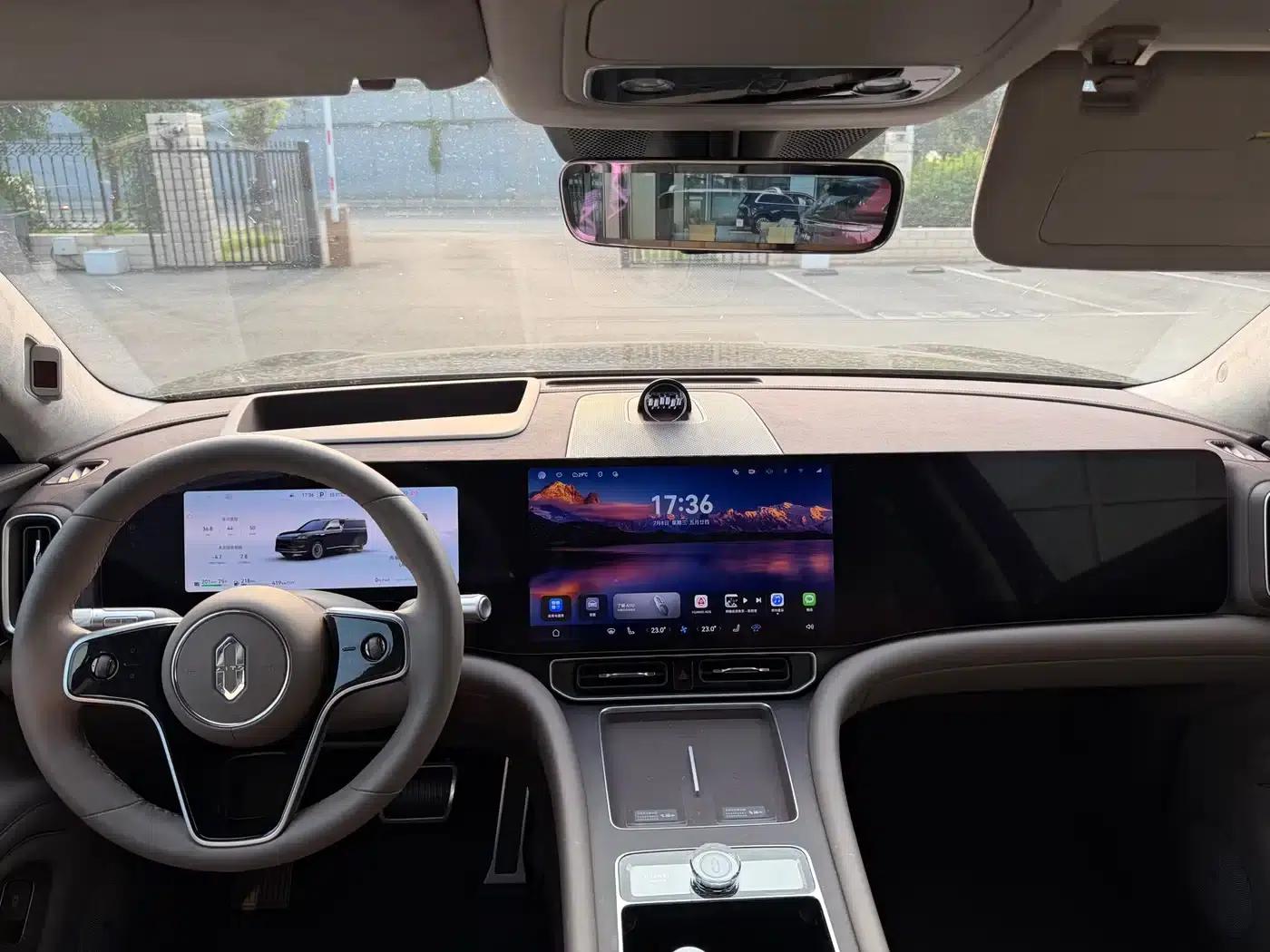 Wenjie M9 2025 Extended Range Ultra Edition 52kWh 5-Seat Version (192-line LiDAR) — миниатюра 8