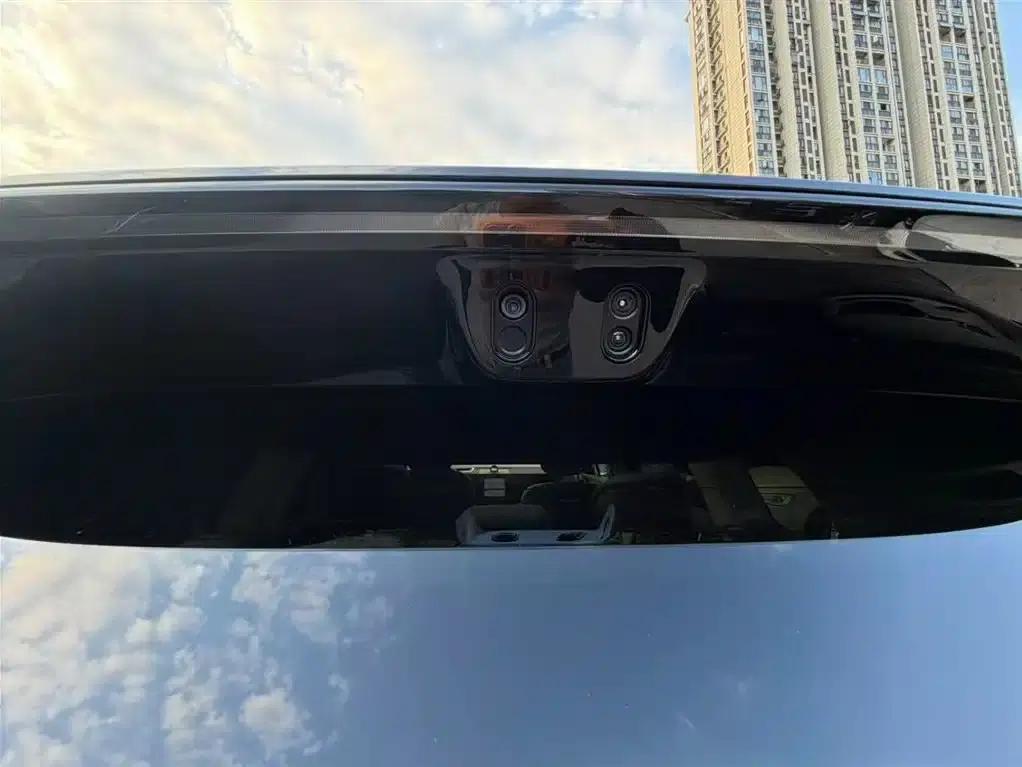 Wenjie M9 2025 Extended Range Max Edition 52kWh 5-Seat Version (896-line LiDAR) — миниатюра 22