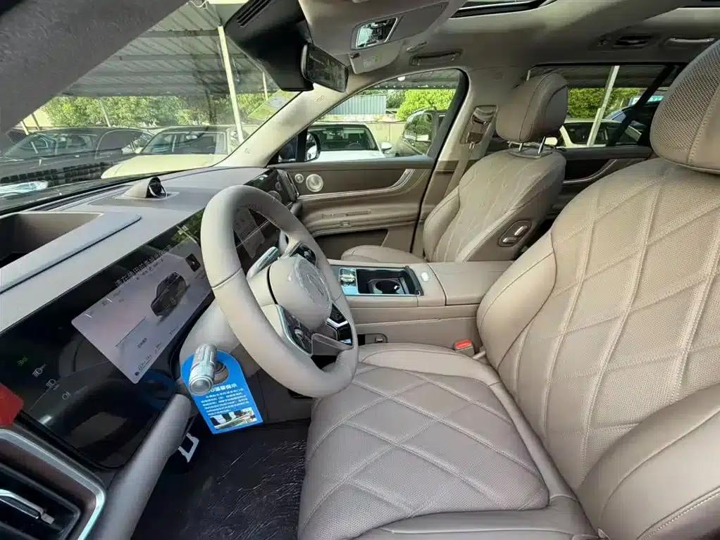 Wenjie M9 2025 Extended Range Max Edition 52kWh 5-Seat Version (896-line LiDAR) — миниатюра 4