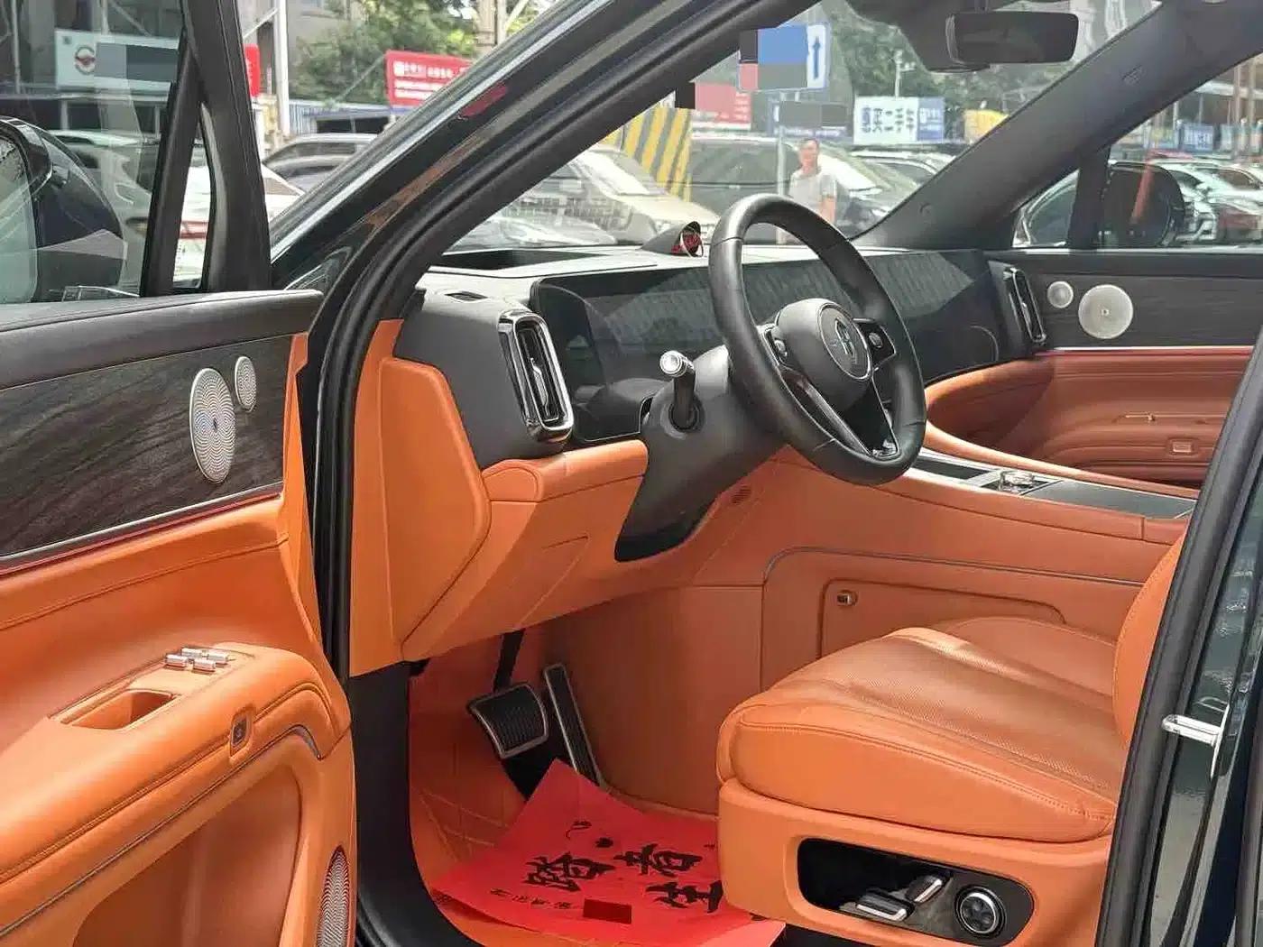 Wenjie M9 2024 Range Extended Ultra Edition 42kWh 6-Seater — миниатюра 4