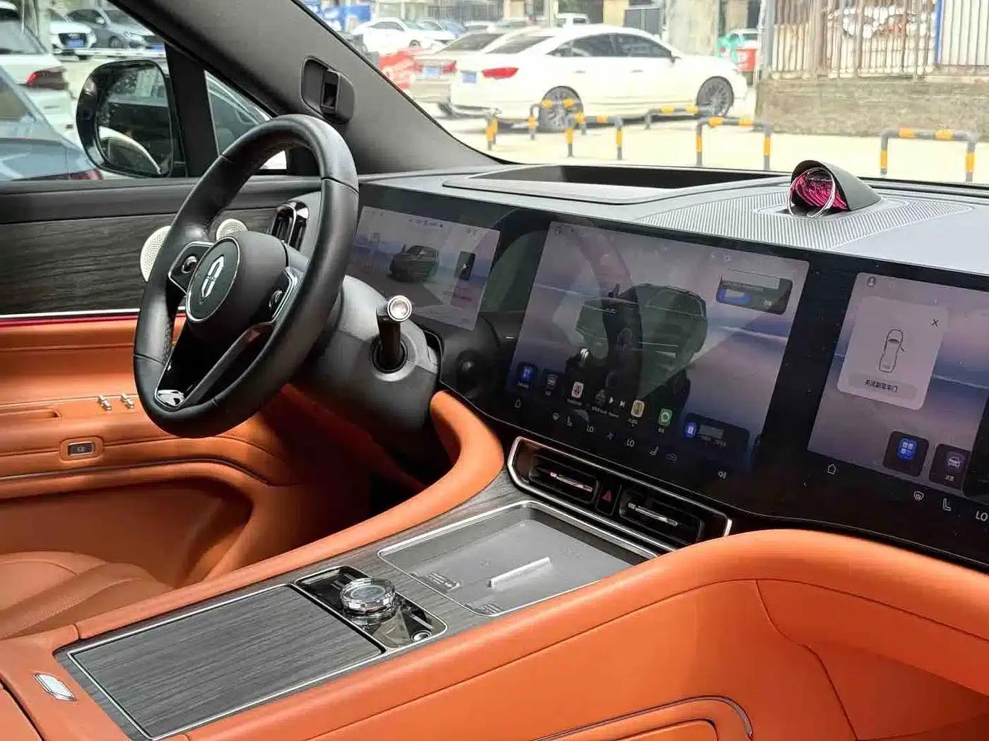 Wenjie M9 2024 Range Extended Ultra Edition 42kWh 6-Seater — миниатюра 7