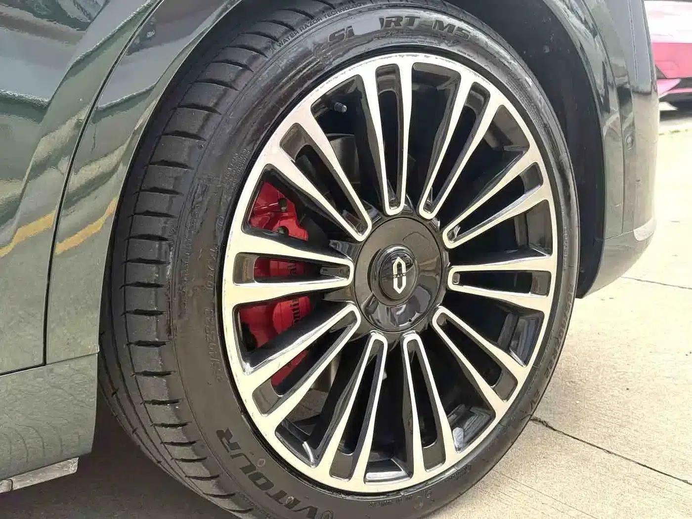 Wenjie M9 2024 Range Extended Ultra Edition 42kWh 6-Seater — миниатюра 8