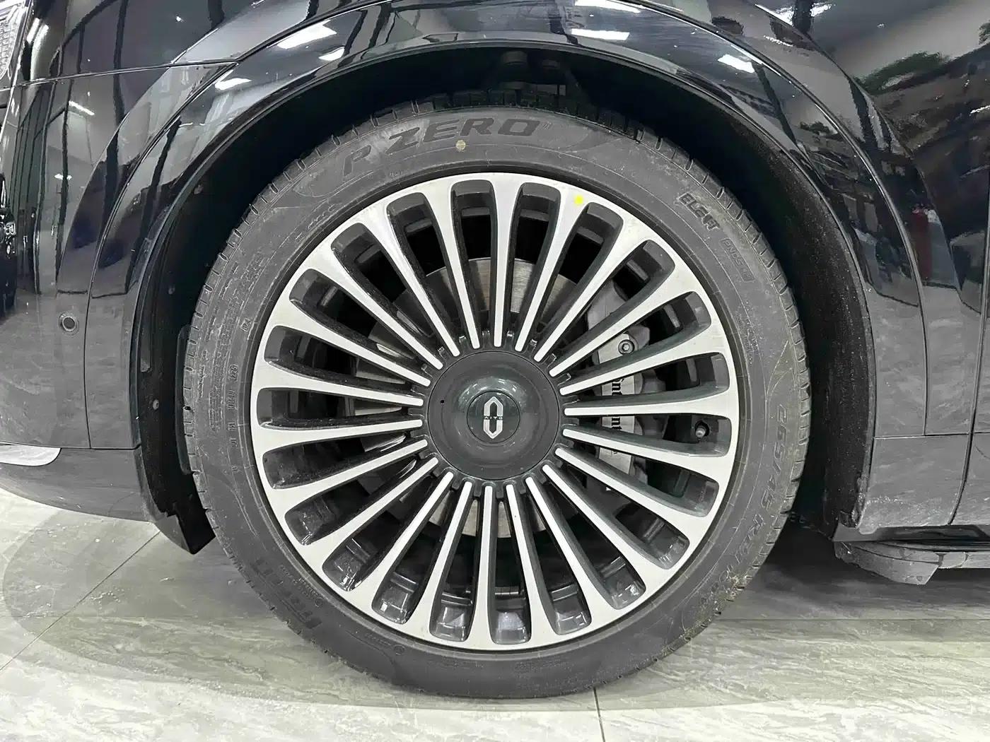 Wenjie M9 2025 Ultra Extended Range Edition 52kWh 6-Seat Version (192-line LiDAR) — миниатюра 30