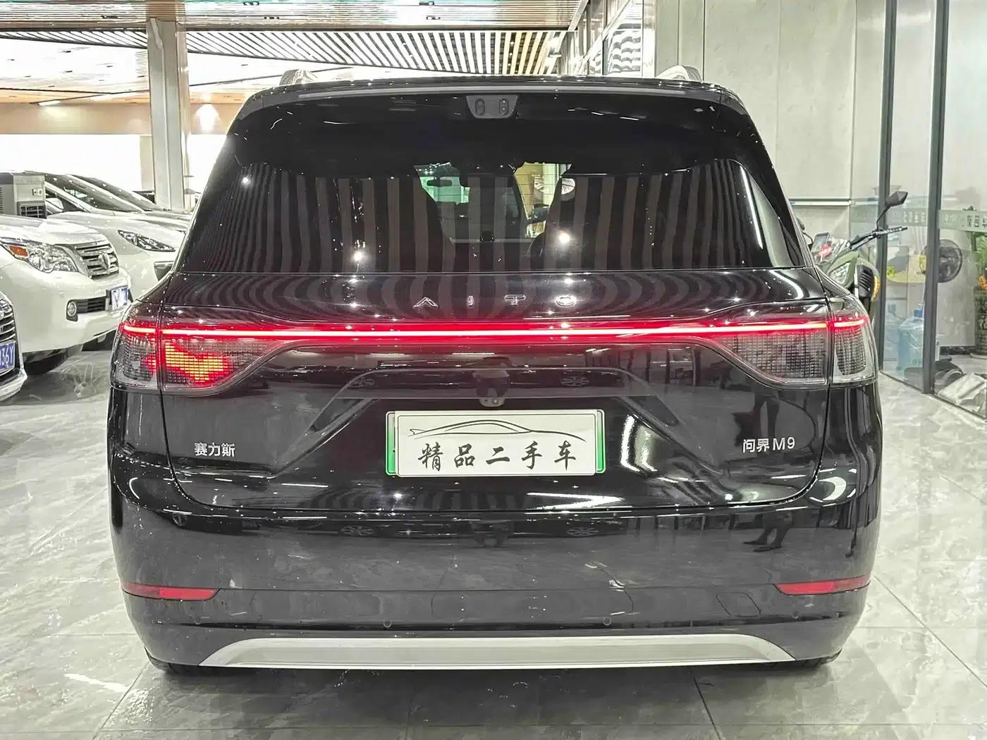Wenjie M9 2025 Ultra Extended Range Edition 52kWh 6-Seat Version (192-line LiDAR) — миниатюра 5