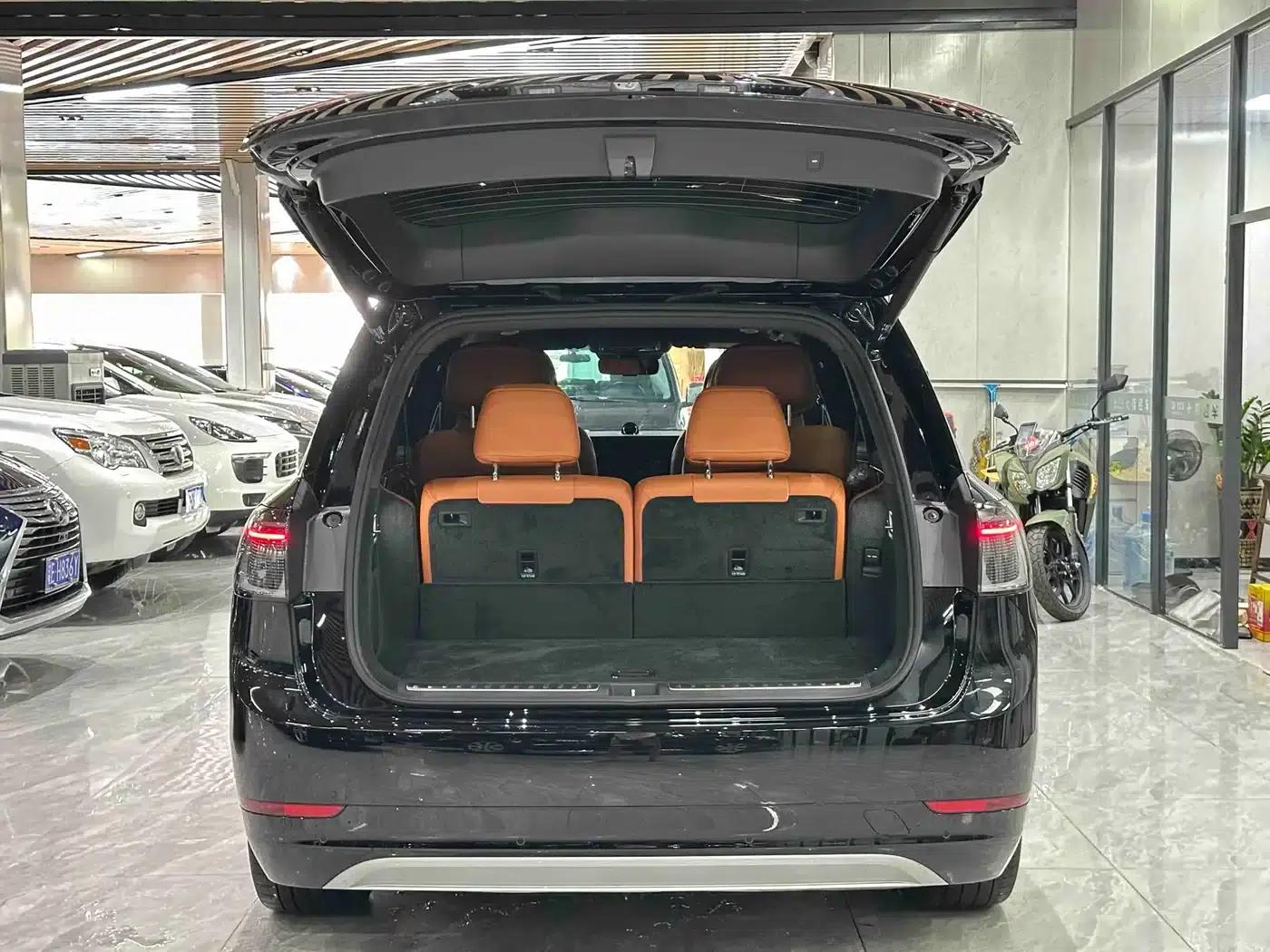 Wenjie M9 2025 Ultra Extended Range Edition 52kWh 6-Seat Version (192-line LiDAR) — миниатюра 9