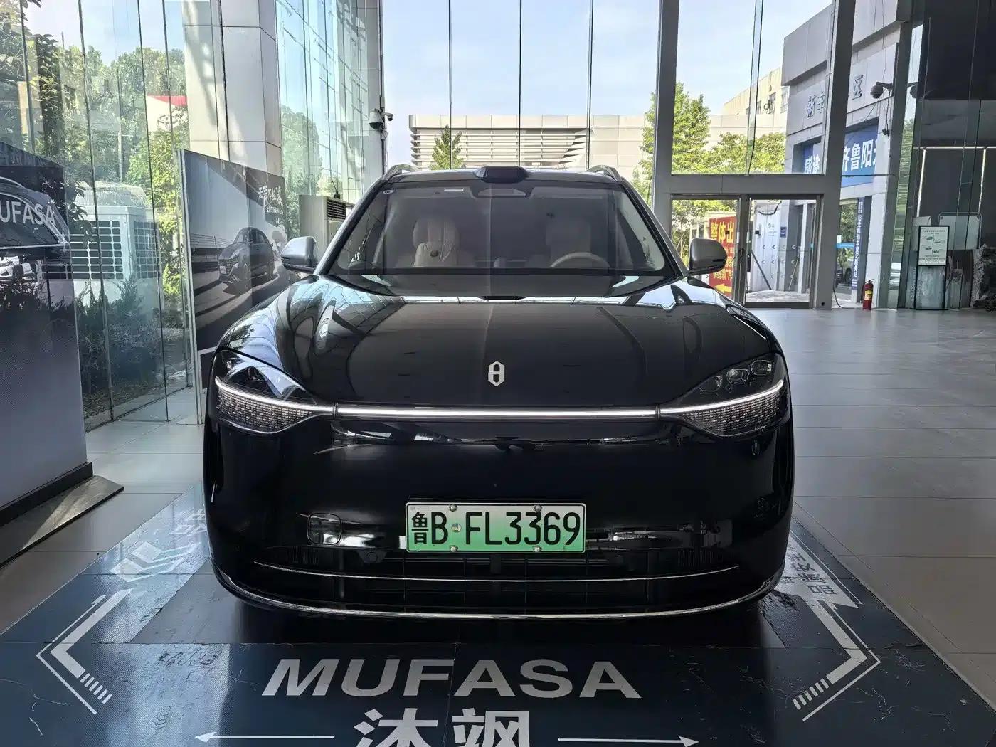 Wenjie M9 2025 Ultra Extended Range Edition (52kWh, 6-seater, 192-line LiDAR) — миниатюра 2