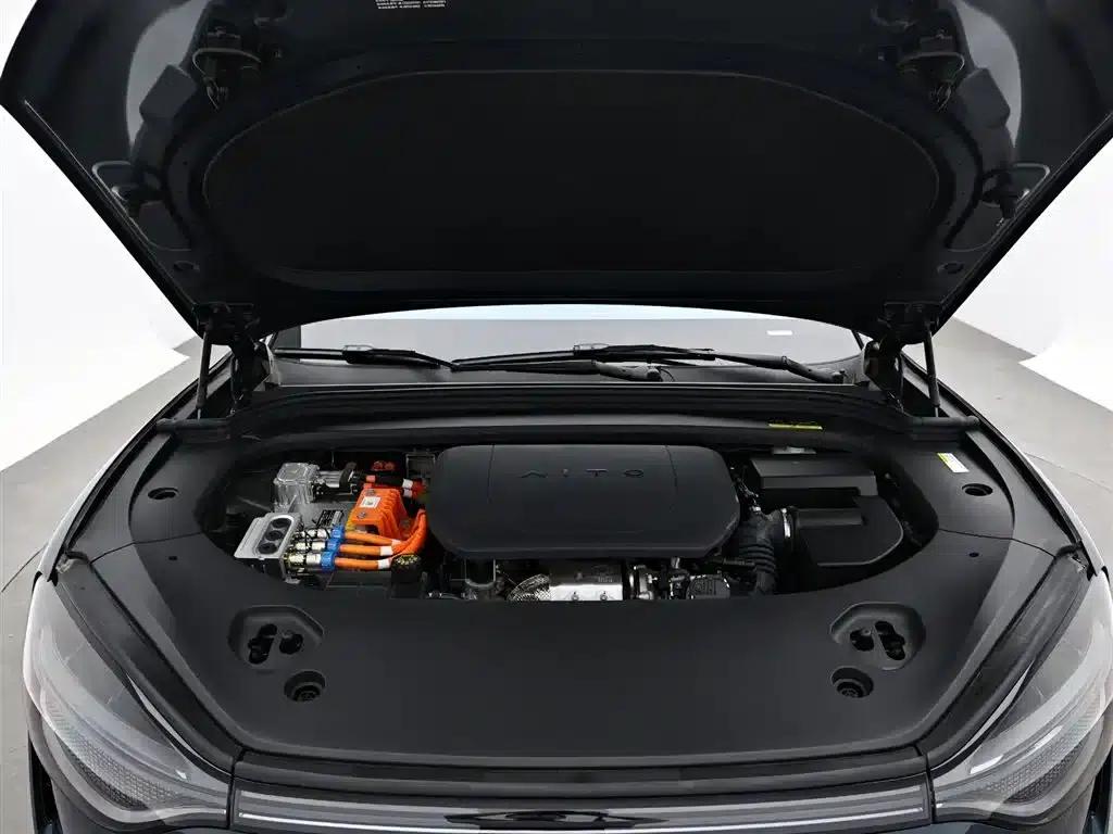 Wenjie M9 2024 Range Extended Ultra Edition 52kWh 5-Seater — миниатюра 17