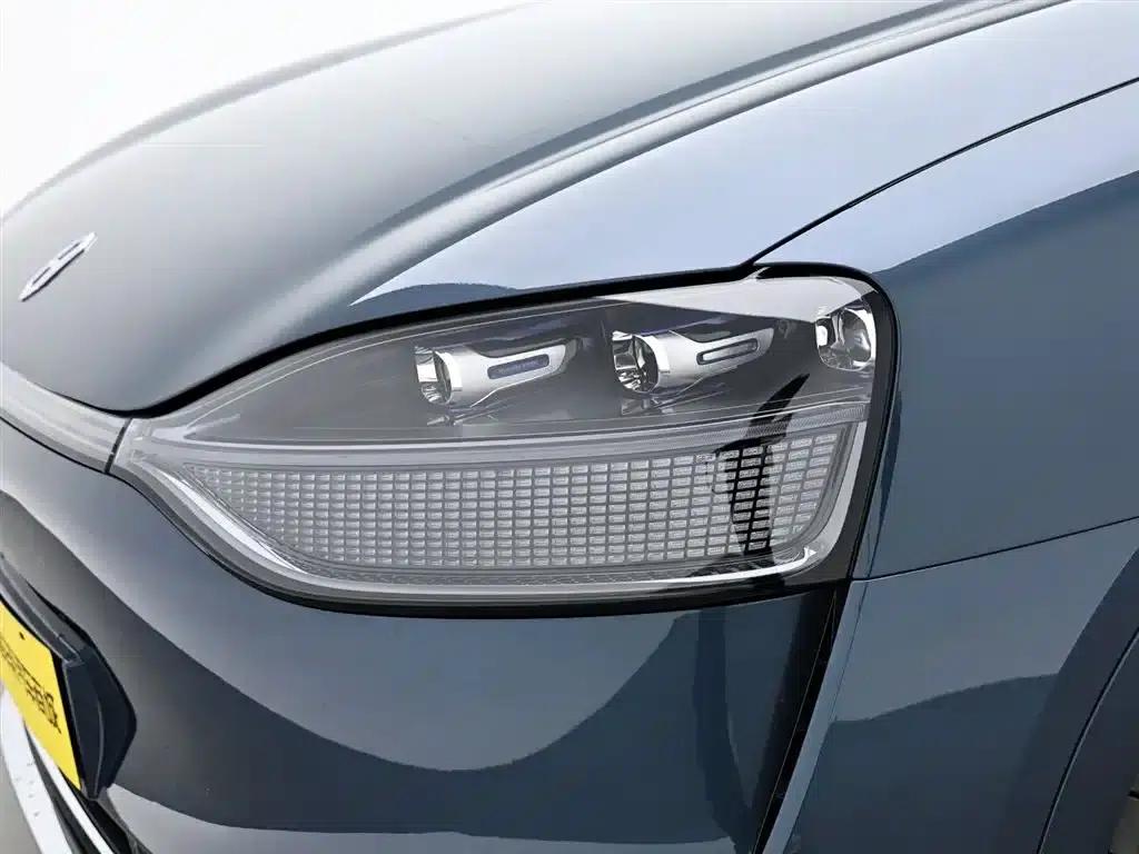 Wenjie M9 2024 Range Extended Ultra Edition 52kWh 5-Seater — миниатюра 18
