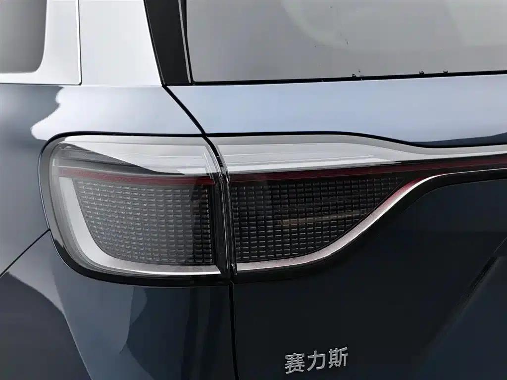 Wenjie M9 2024 Range Extended Ultra Edition 52kWh 5-Seater — миниатюра 7