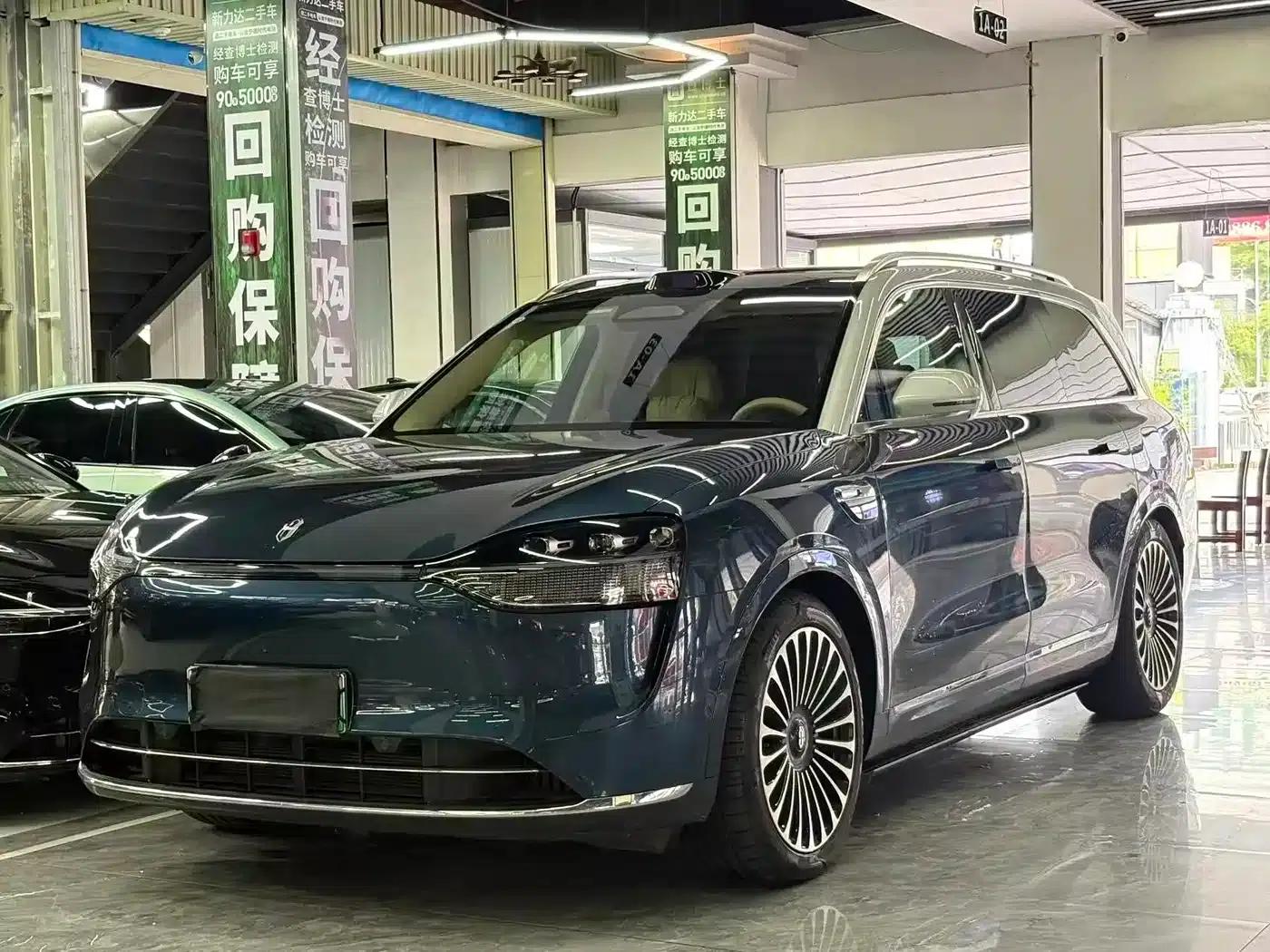 Wenjie M9 2025 Ultra Extended Range Edition 52kWh 6-Seat Version (192-line LiDAR) — миниатюра 1