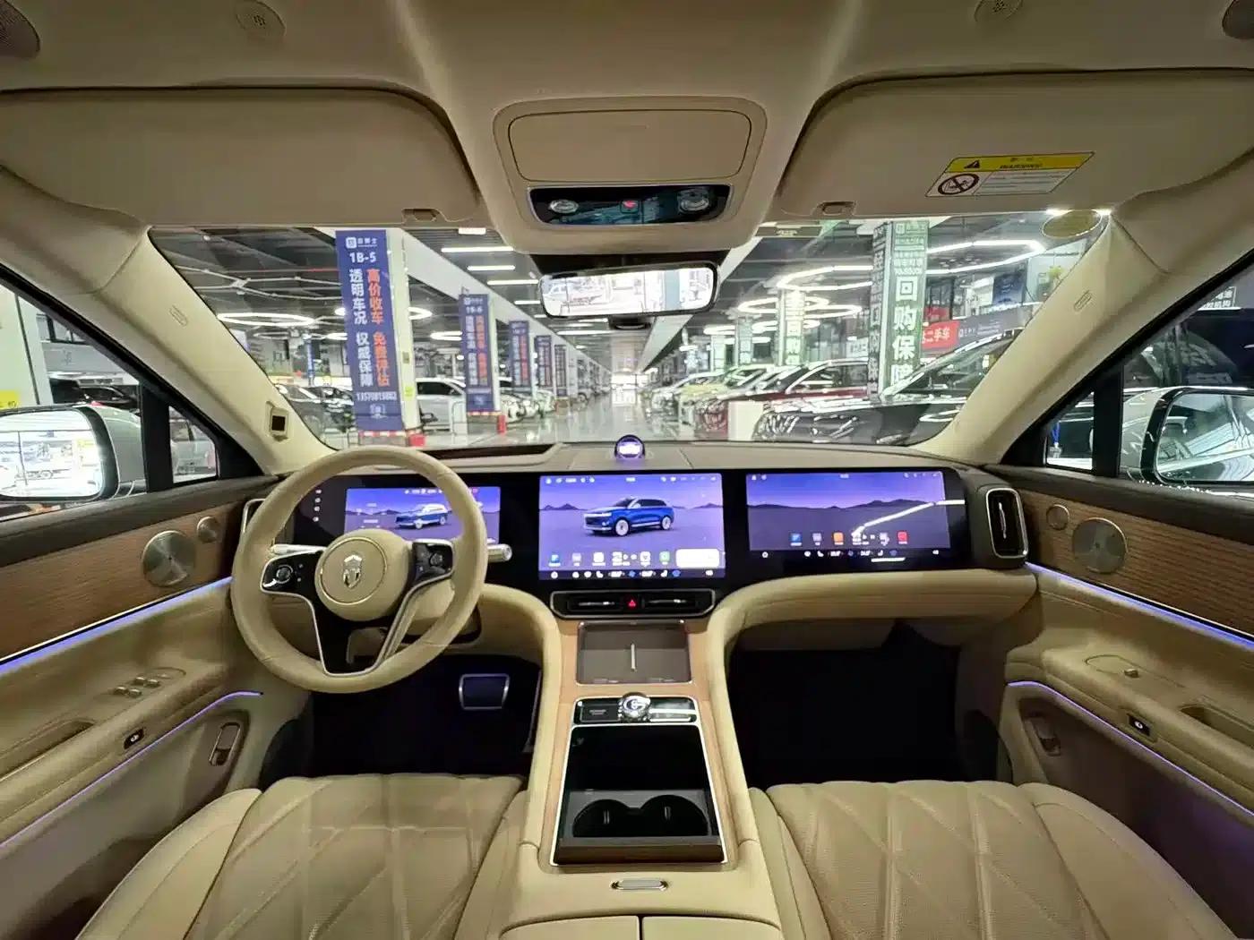 Wenjie M9 2025 Ultra Extended Range Edition 52kWh 6-Seat Version (192-line LiDAR) — миниатюра 11