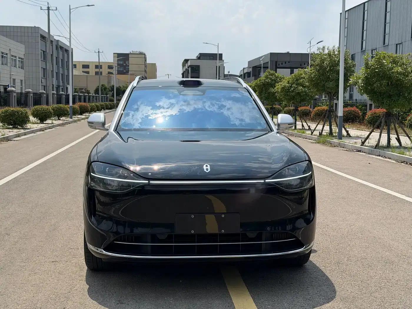 Wenjie M9 2024 Range Extended Max Edition 52kWh 6-Seater — миниатюра 2