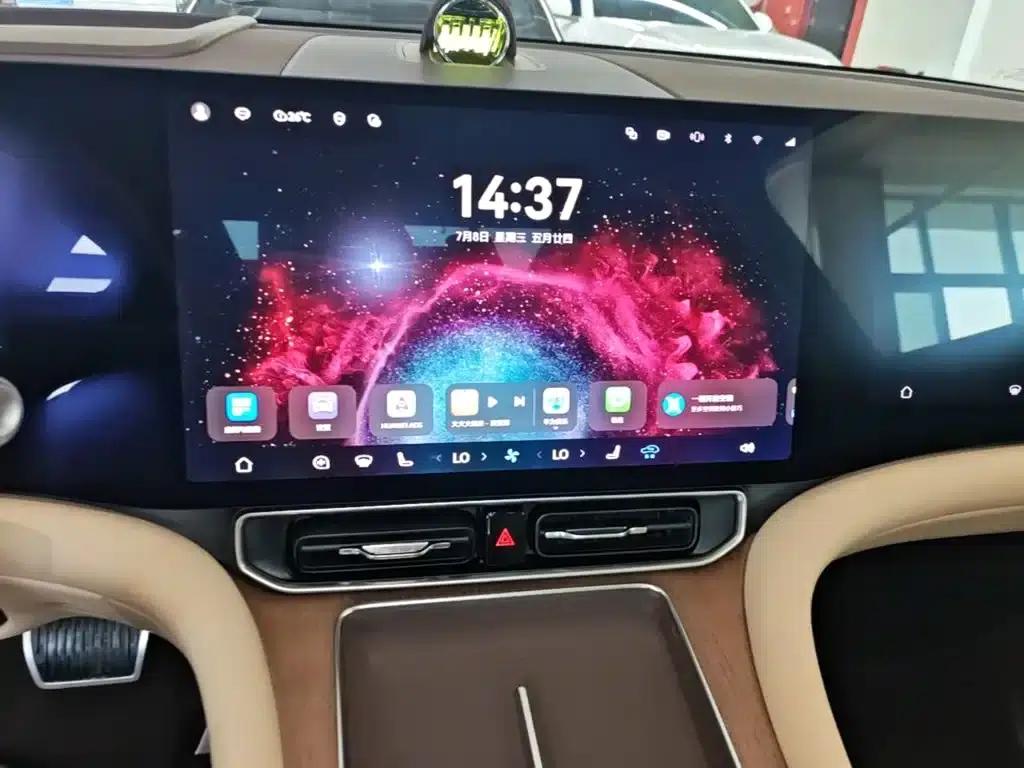 Wenjie M9 2025 Ultra Extended Range Edition 52kWh 6-Seat Version (192-line LiDAR) — миниатюра 13