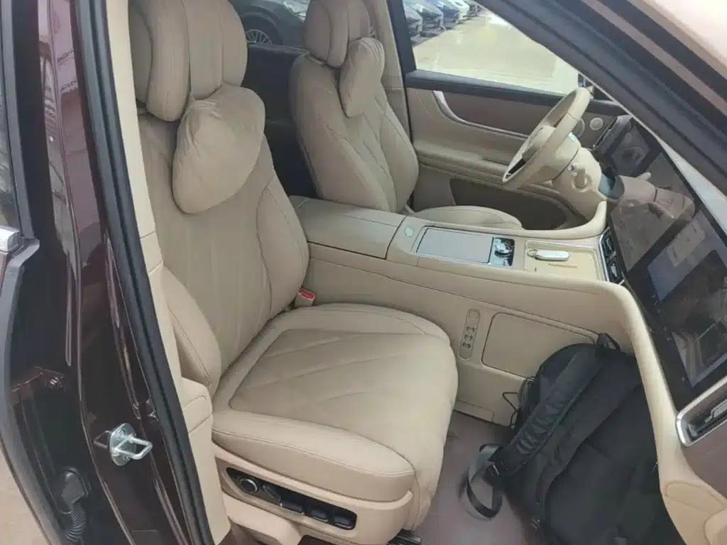 Wenjie M9 2025 Extended Range Ultra Edition 52kWh 5-Seat Version (192-line LiDAR) — миниатюра 25